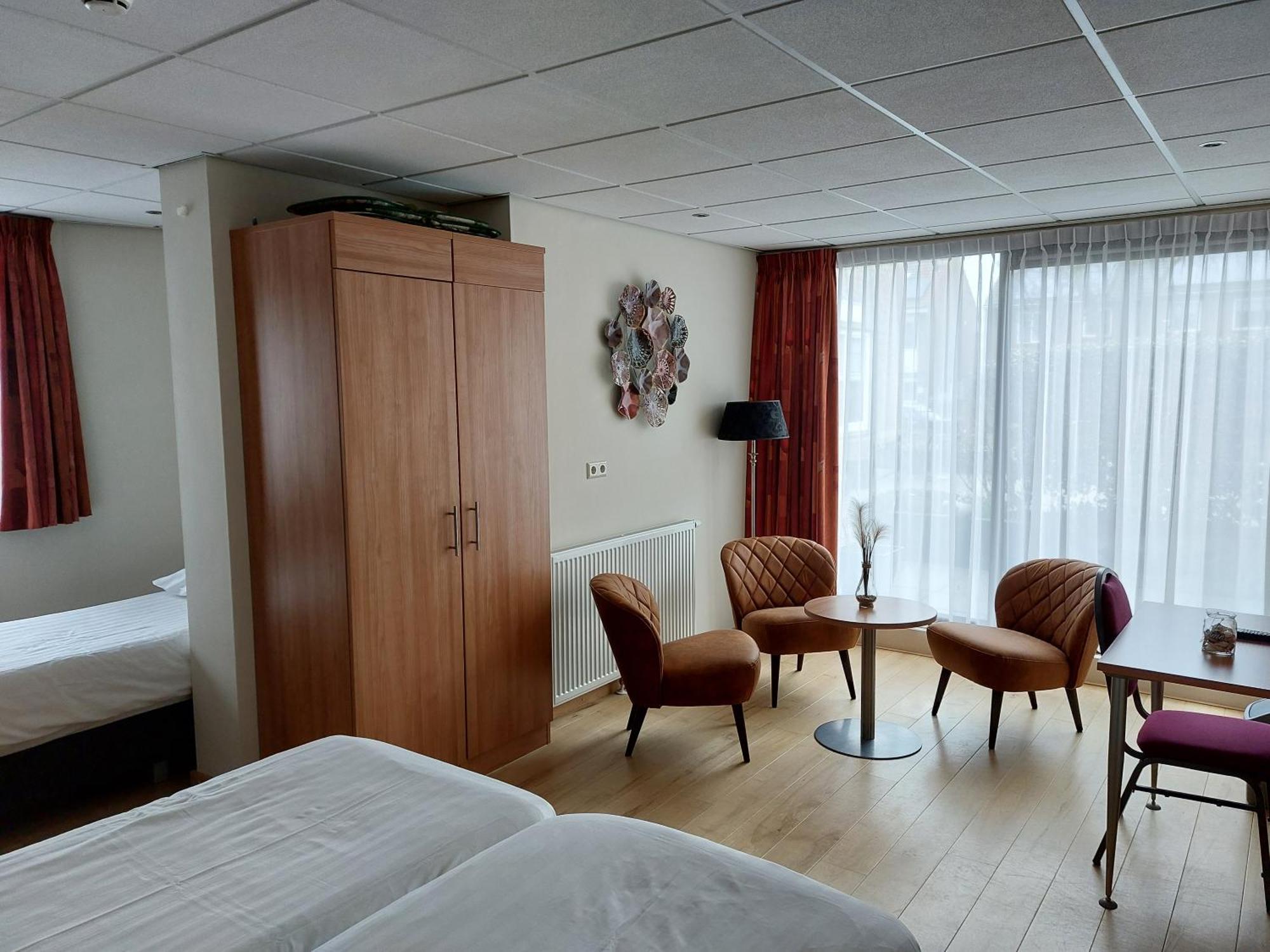 Hotel De Dennen Egmond aan Zee Room photo